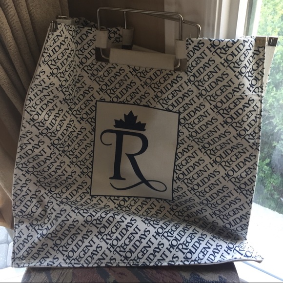 🛍️2 for $25🛍️NWOT Preowned vintage regent holidays tote bag - Picture 1 of 5